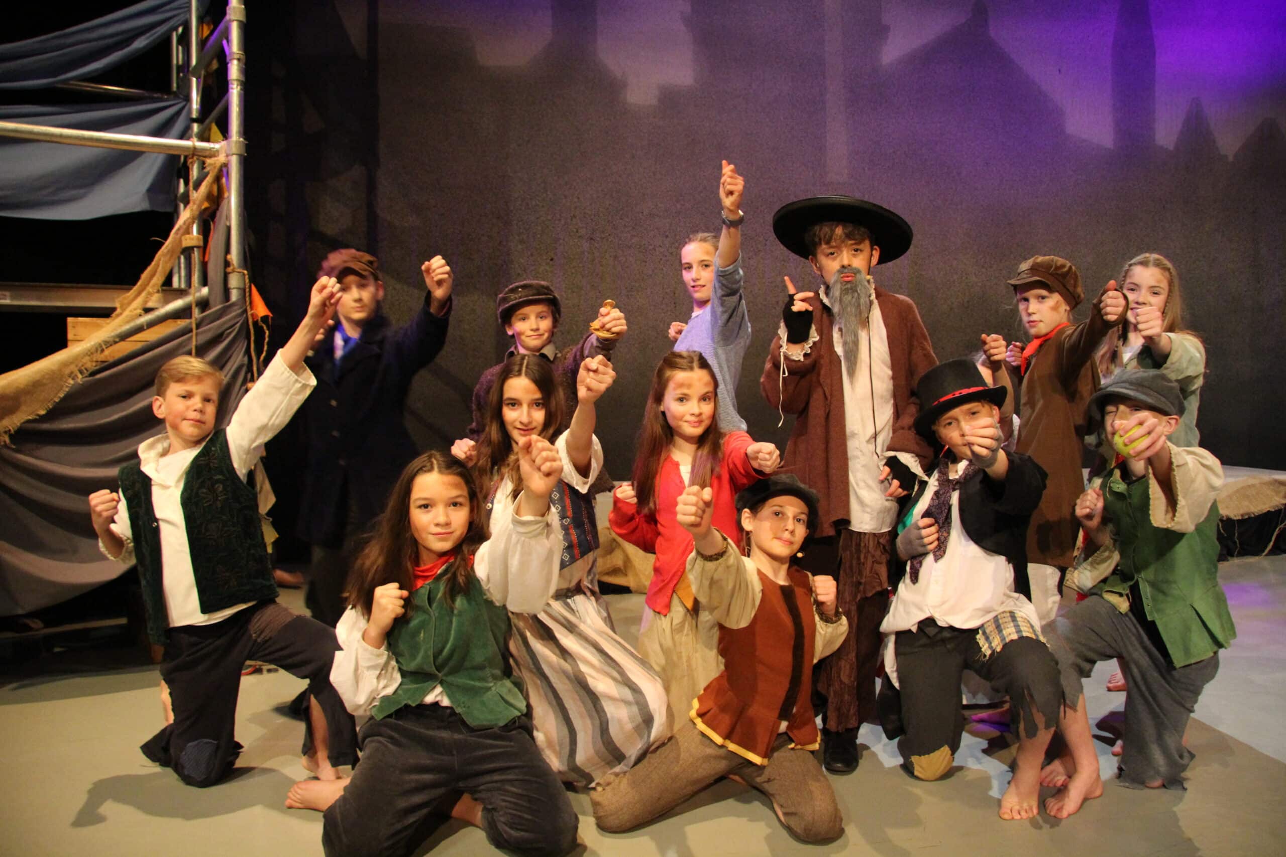 Cumnor House, Sussex